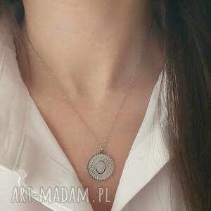 z medalionem, łańcuszek srebrny, stal chirurgiczna