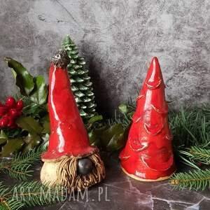 świąteczny skrzat i jego choinka, dekoracje boże narodzenie