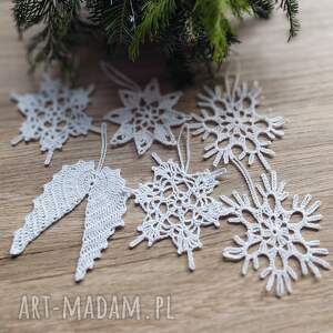 handmade świąteczne prezenty zestaw śnieżynek na szydełku