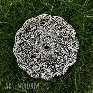 Wzorzysta mydelniczka ceramiczna handmade do łazienki