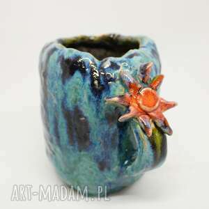 piękny ceramiczny kubek z kwiatkiem ceramika rękodzieło handmade