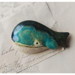 płetwal błękitny broszka, ceramika, wieoryb