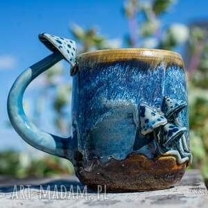 Duży kubek ceramiczny z muchomorkami 550 ml handmade