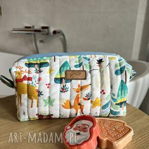 upominki na święta świąteczna, kosmetyczka dla dziecka