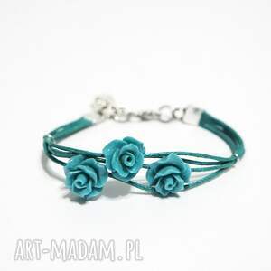 handmade bransoletka - turkusowe róże - koral, sznurki