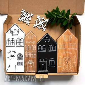 handmade pomysł na świąteczny prezent 4 domki drewniane