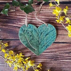 ceramika zielone serce, serduszko, motyw roślin, roślinny motyw