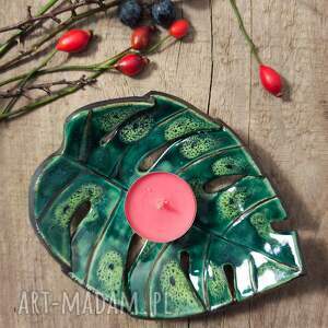 monstera, ceramiczna podstawka, mydelniczka, liść na świeczkę, przechowywanie