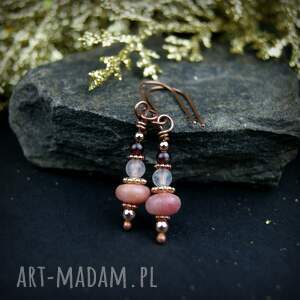 różowe kolczyki opal kwarc granat kamieniami niej, biżuteria