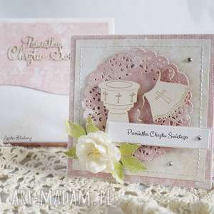 handmade scrapbooking kartki na chrzest - z białą szatką