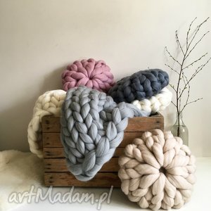 poduszka z wełny merynosów chunky pillow merino, czesankowa