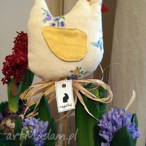 handmade dekoracje wielkanocne kura na piku