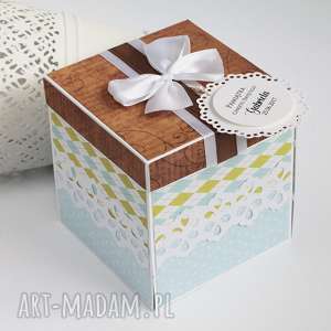 ręcznie wykonane scrapbooking kartki exploding box chrzest