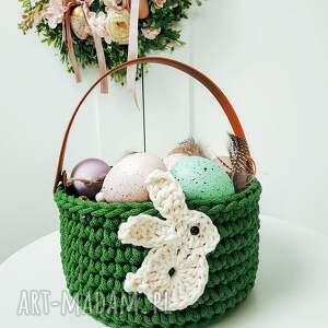 handmade dekoracje wielkanocne zielony koszyk wielkanocny z naszywką zajączka
