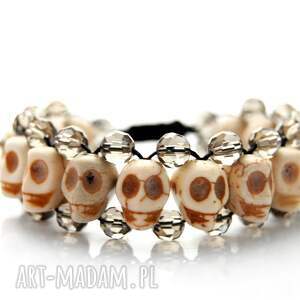 handmade branoletka "beige skull"