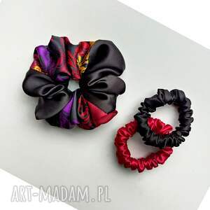 Prezent Kolor i czerń - zestaw jedwabnych scrunchie