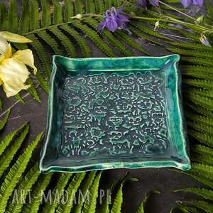 handmade ceramika zielona odstawka z kotami