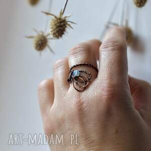 motyl - pierścionek z opalitem, regulowany rozmiar