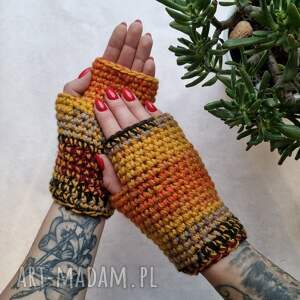 ręcznie wykonane rękawiczki kolorowe mitenki