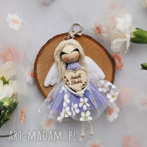 Prezent Makramowy breloczek Anioł Stróż fioletowy | Brelok aniołek