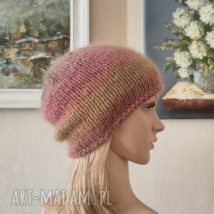 Puchata czapka damska handmade z wełną, moherem i jedwabiem