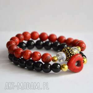 handmade bracelet by sis: czarne korale z sercem