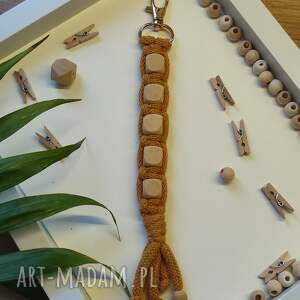 Brelok ze sznurka, do kluczy, elementy drewniane, zawieszka