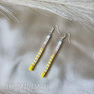 subtelne kolczyki z koralików dodatek do stylizacji, prezent dla niej