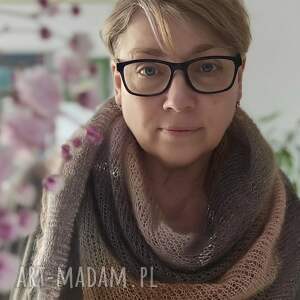 Mgła na prezent, kolorowa chusta, na drutach