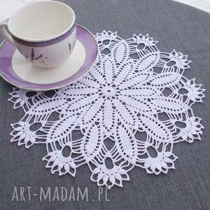 pomysł na prezent święta Ażurowa serwetka do koszyczka 26,5cm