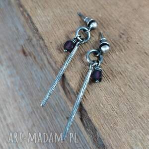 Sztabka z granatem, srebro oksydowane, granat, kolczyki