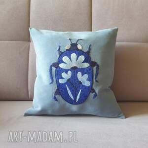 Poszewka z haftem chrząszcza - szept nocy - ozdobna poduszka