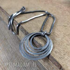 naszyjnik - młotkowane koła, wisiorek, srebro 925, srebro oksydowane