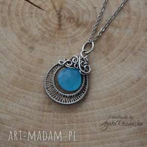 wisiorek z błękitnym chalcedonem, stal chirurgiczna, wire wrapping