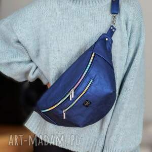 nerka damska xxl w gwiazdki, mini plecak, nerkoplecak na prezent, codzienna