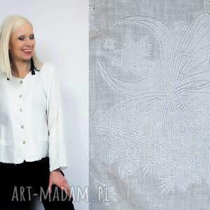 handmade bluzki biała lniana bluzka z autorskim haftem kosmiczne motyle