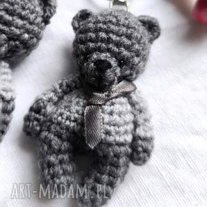 Miś breloczek Greyman, misie na szydełku, małe, breloczki