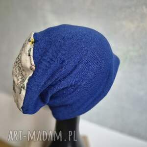 czapka uniwersalna chabrowa smerfetka na podszewce,dobra na codzinne noszenie box