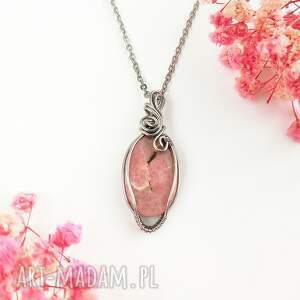 naszyjnik rodonit stal chirurgiczna wisiorek handmade wirewrapping biżuteria