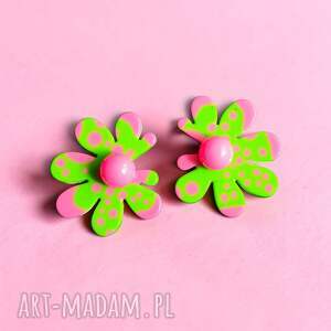 Duże kolczyki z żywicy kwiaty różowo-zielone handmade