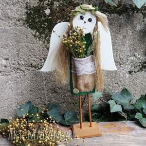 zielony anioł stojący z drewna no 4, prezent na ślub, święta