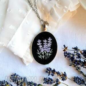 naszyjnik lawendowy wieczór owalny duży 2, kwiaty lata, haftowana biżuteria