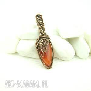 wisiorek z karneolem wire wrapping, biżuteria artystyczna na prezent