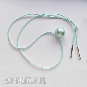 okrąg wisiorek, srebro, sznurek, koralik