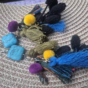 Kolczyki zwariowane kolorowe z pomponami i chwostami box x1