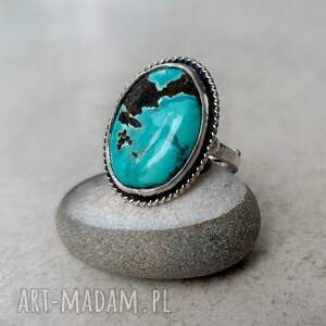 bigblue srebrny pierścień z naturalnym turkusem, pierścionek boho metaloplastyka