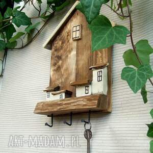 domek - mały, drewniany wieszaczek na klucze drewna