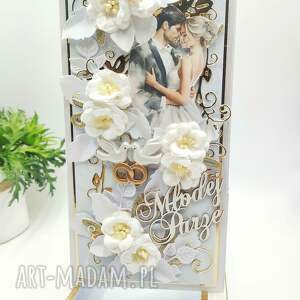 kartka ślubna w pudełku - elegancja i ręczne wykonanie, scrapbooking