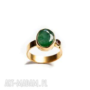 pierścionek ze szmaragdem i turmalinem, srebro złocone