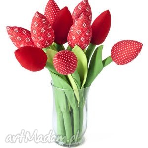 dom czerwone tulipany, bawełniany bukiet